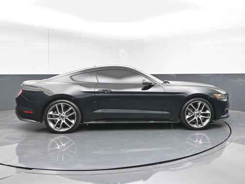 2015 Ford Mustang EcoBoost Premium