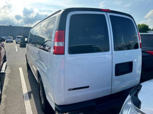 2019 Chevrolet Express 3500 LT
