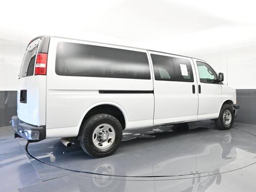 2019 Chevrolet Express 3500 LT