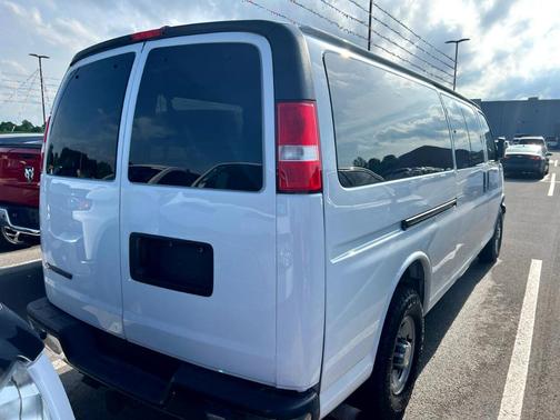 2019 Chevrolet Express 3500 LT
