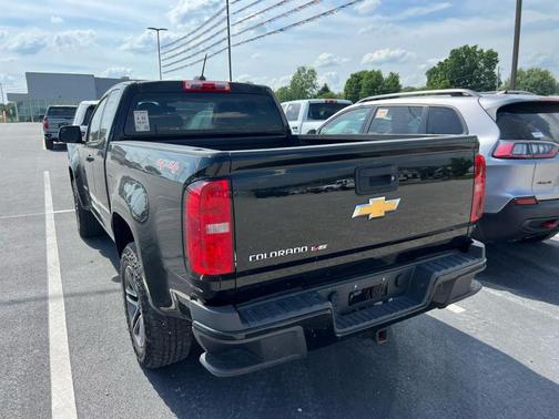 Black 2019 Chevrolet Colorado WT