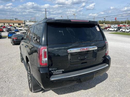 2017 GMC Yukon Denali