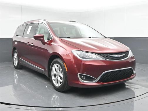 Maroon 2017 Chrysler Pacifica Touring-L