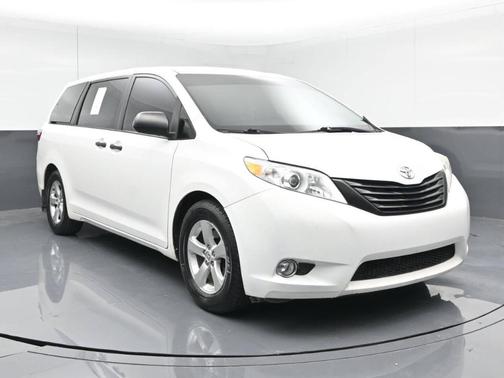 2017 Toyota Sienna L