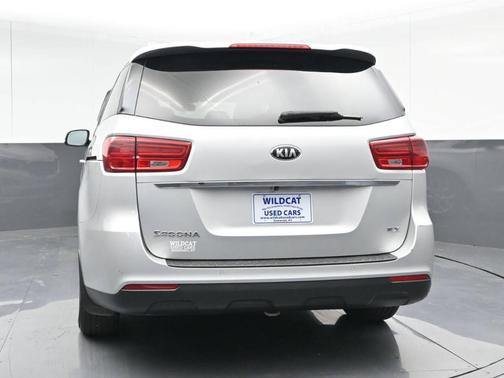 2019 Kia Sedona LX