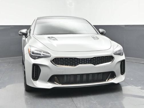 2023 Kia Stinger GT2