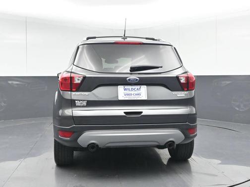 Gray 2019 Ford Escape Titanium