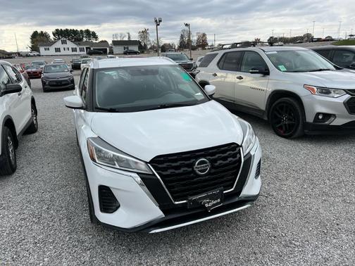 2021 Nissan Kicks SV