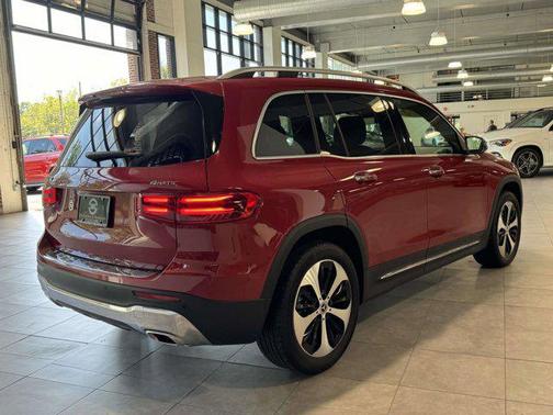2024 Mercedes-Benz GLB 250 4MATIC
