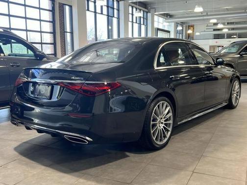2022 Mercedes-Benz S-Class 4MATIC