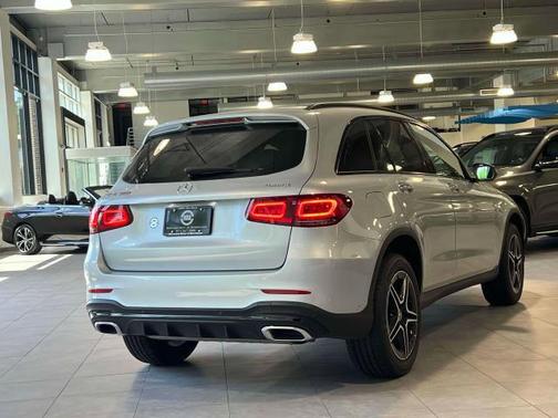 2022 Mercedes-Benz GLC 300 4MATIC