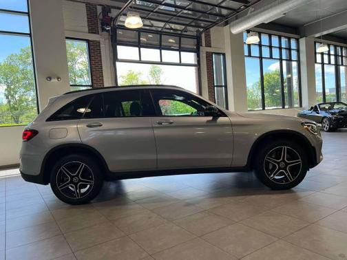 2022 Mercedes-Benz GLC 300 4MATIC