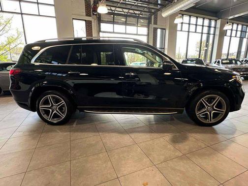 Black 2023 Mercedes-Benz GLS 450 4MATIC