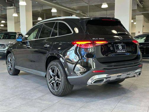 2023 Mercedes-Benz GLC 300 4MATIC