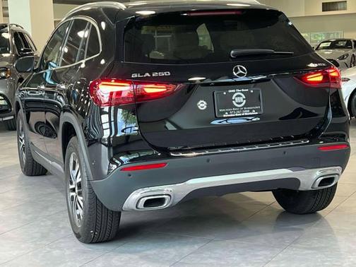 2025 Mercedes-Benz GLA 250 4MATIC
