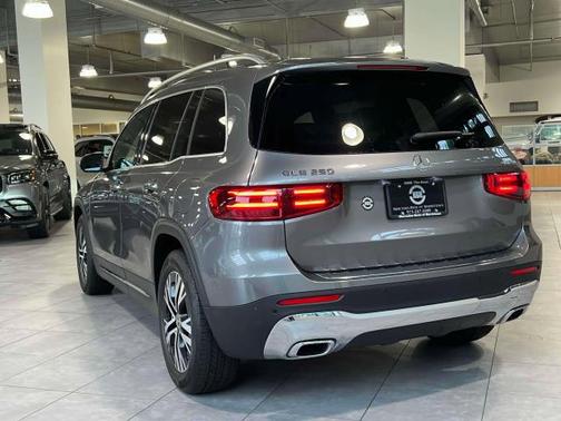 2024 Mercedes-Benz GLB 250 4MATIC