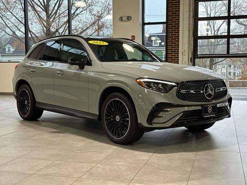 2025 Mercedes-Benz GLC 300 4MATIC