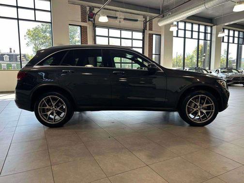 2022 Mercedes-Benz GLC 300 4MATIC