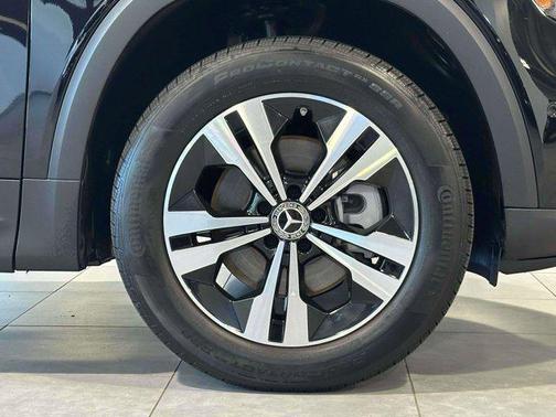 2025 Mercedes-Benz GLB 250 4MATIC