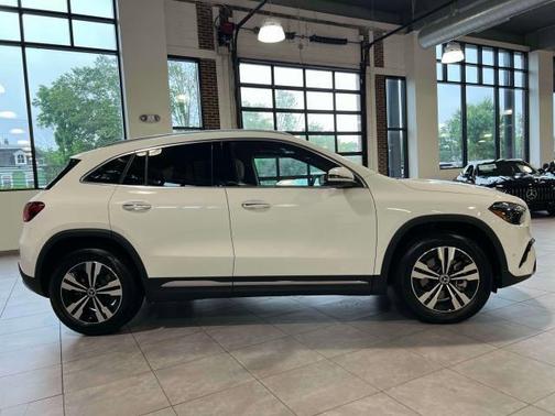 2025 Mercedes-Benz GLA 250 4MATIC