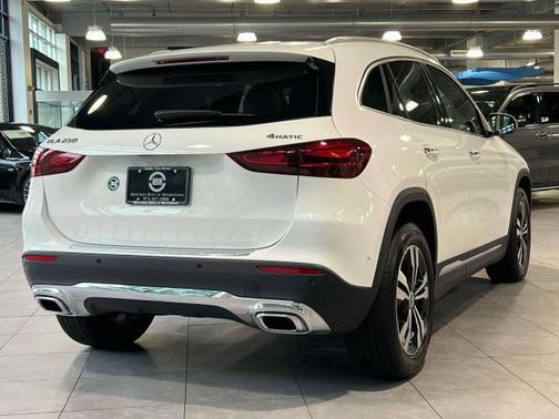 2025 Mercedes-Benz GLA 250 4MATIC