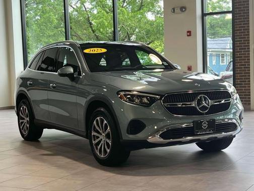2025 Mercedes-Benz GLC 300 4MATIC