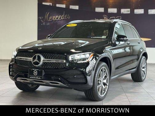 Black 2022 Mercedes-Benz GLC 300 4MATIC