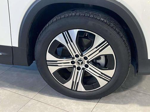 2024 Mercedes-Benz EQB 300 4MATIC