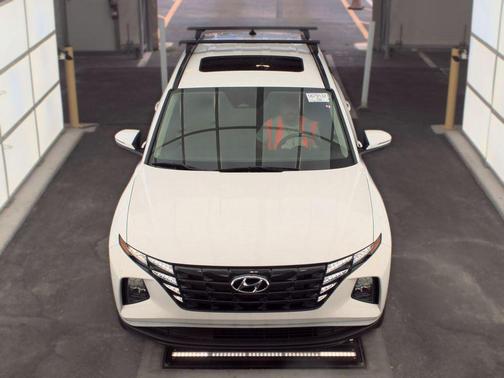 White Pearl 2024 Hyundai TUCSON SEL