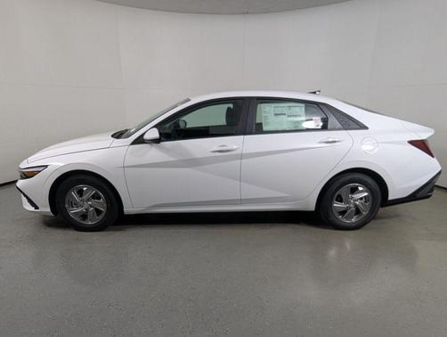 Serenity White 2026 Hyundai ELANTRA SE