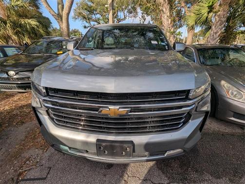 2023 Chevrolet Suburban LT