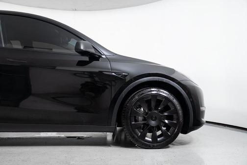 Solid Black 2022 Tesla Model Y Long Range Dual Motor All-Wheel Drive