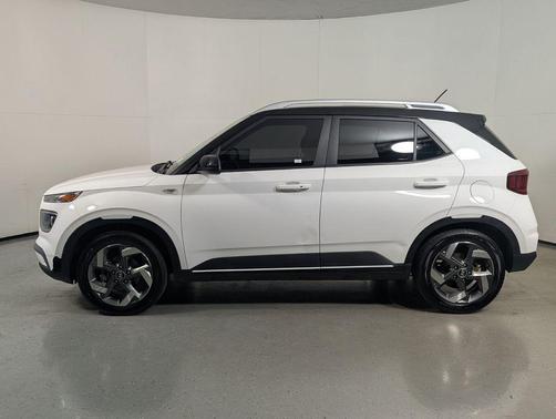 2023 Hyundai VENUE Limited
