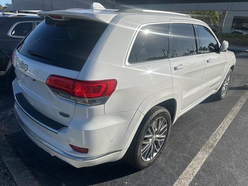 2018 Jeep Grand Cherokee Summit