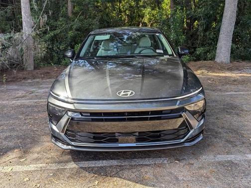 2024 Hyundai SONATA Hybrid SE