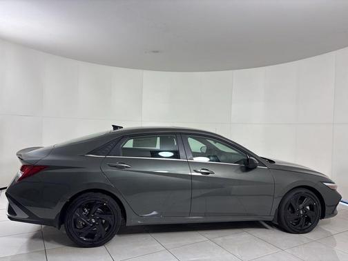 2026 Hyundai ELANTRA Sport