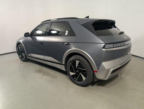 Ecotronic Gray Matte 2026 Hyundai IONIQ 5 Limited
