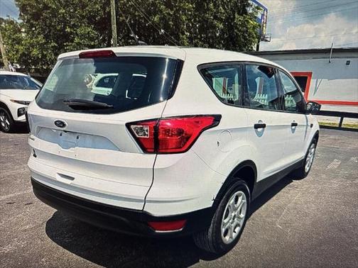 2019 Ford Escape S