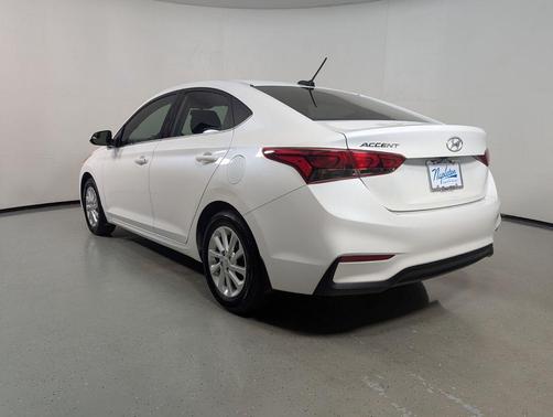 Frost White Pearl 2022 Hyundai Accent SEL