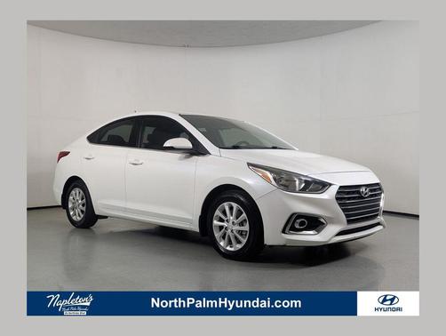 Frost White Pearl 2022 Hyundai Accent SEL