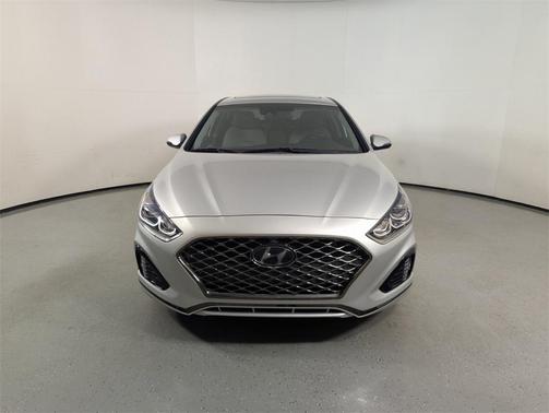 2019 Hyundai SONATA Limited