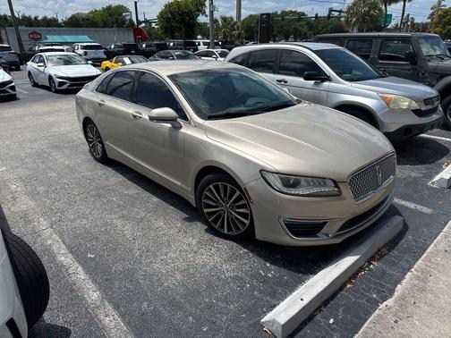 2017 Lincoln MKZ Premiere