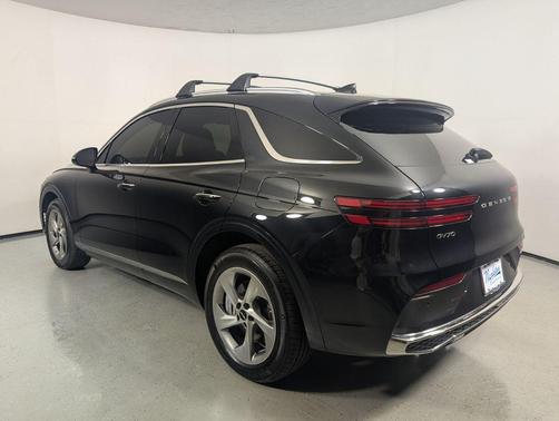 Vik Black 2026 Genesis GV70 2.5T