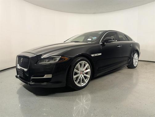2016 Jaguar XJ XJ R-Sport