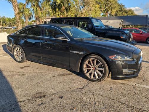 2016 Jaguar XJ XJ R-Sport