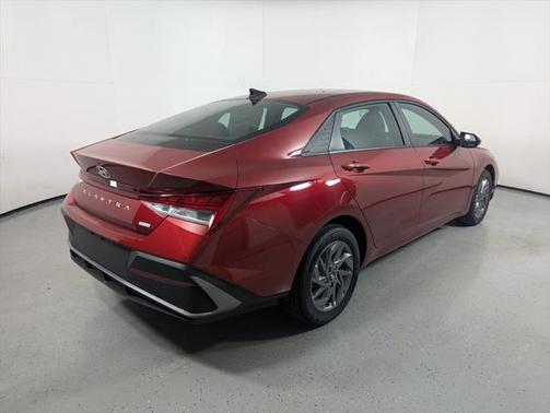 2024 Hyundai ELANTRA HEV Blue