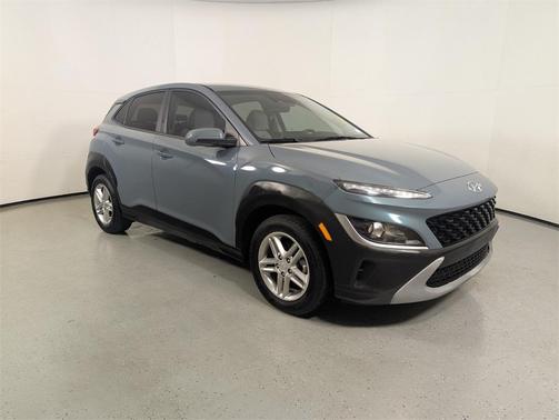 2022 Hyundai KONA SE