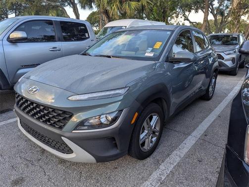 2022 Hyundai KONA SE