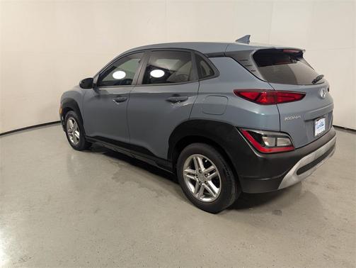 2022 Hyundai KONA SE