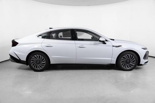 Serenity White 2026 Hyundai SONATA Hybrid SE